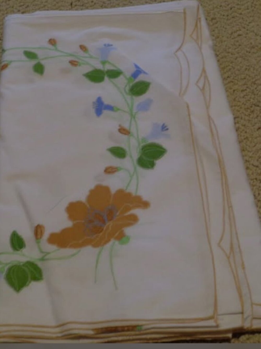 Table Cloh - Picture 2 of 2